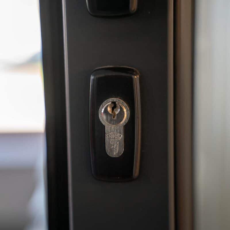 cerradura anti okupas